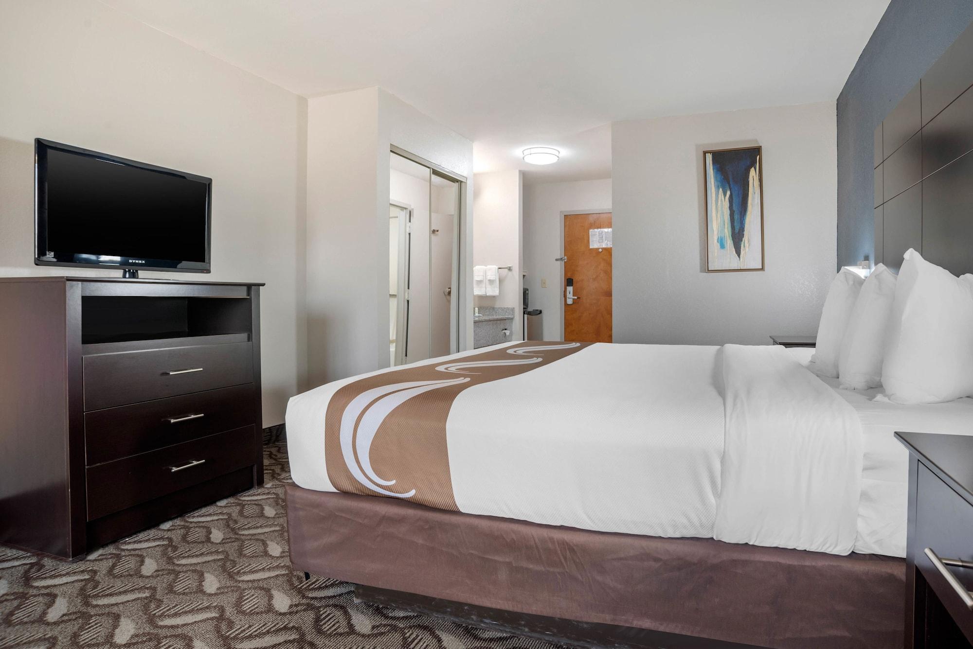 Quality Suites Baton Rouge East - Denham Springs Eksteriør billede