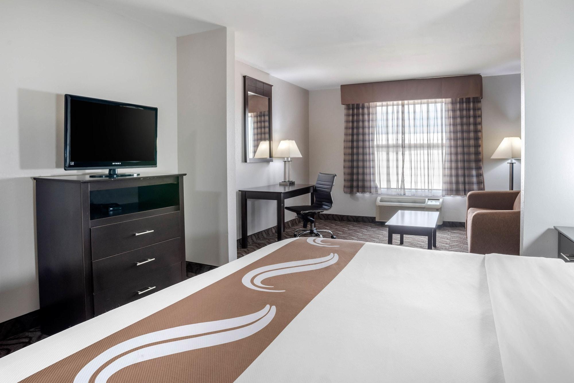 Quality Suites Baton Rouge East - Denham Springs Eksteriør billede