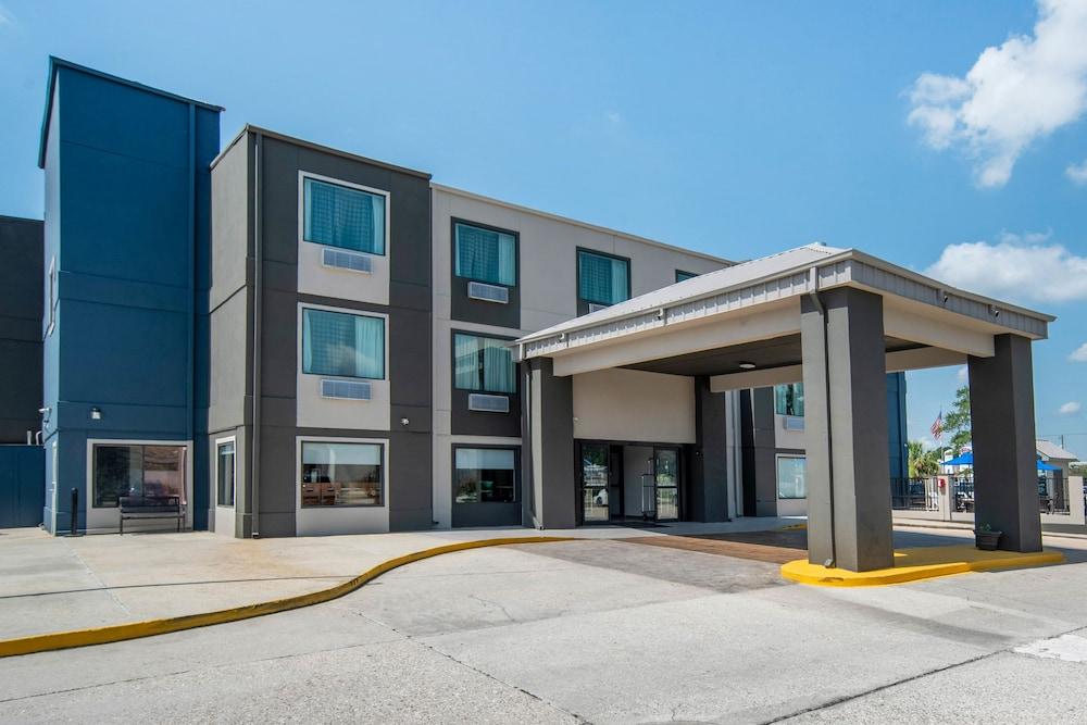Quality Suites Baton Rouge East - Denham Springs Eksteriør billede