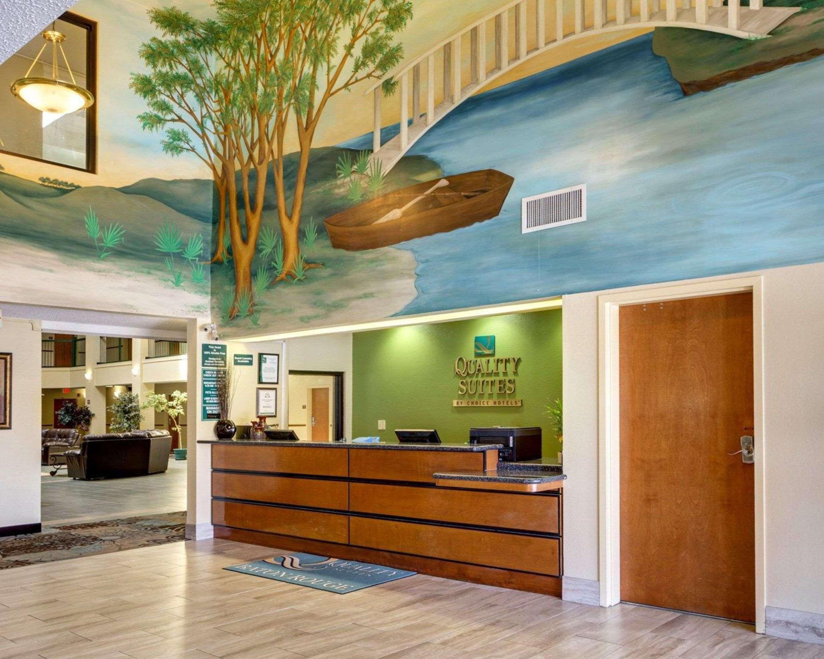 Quality Suites Baton Rouge East - Denham Springs Eksteriør billede