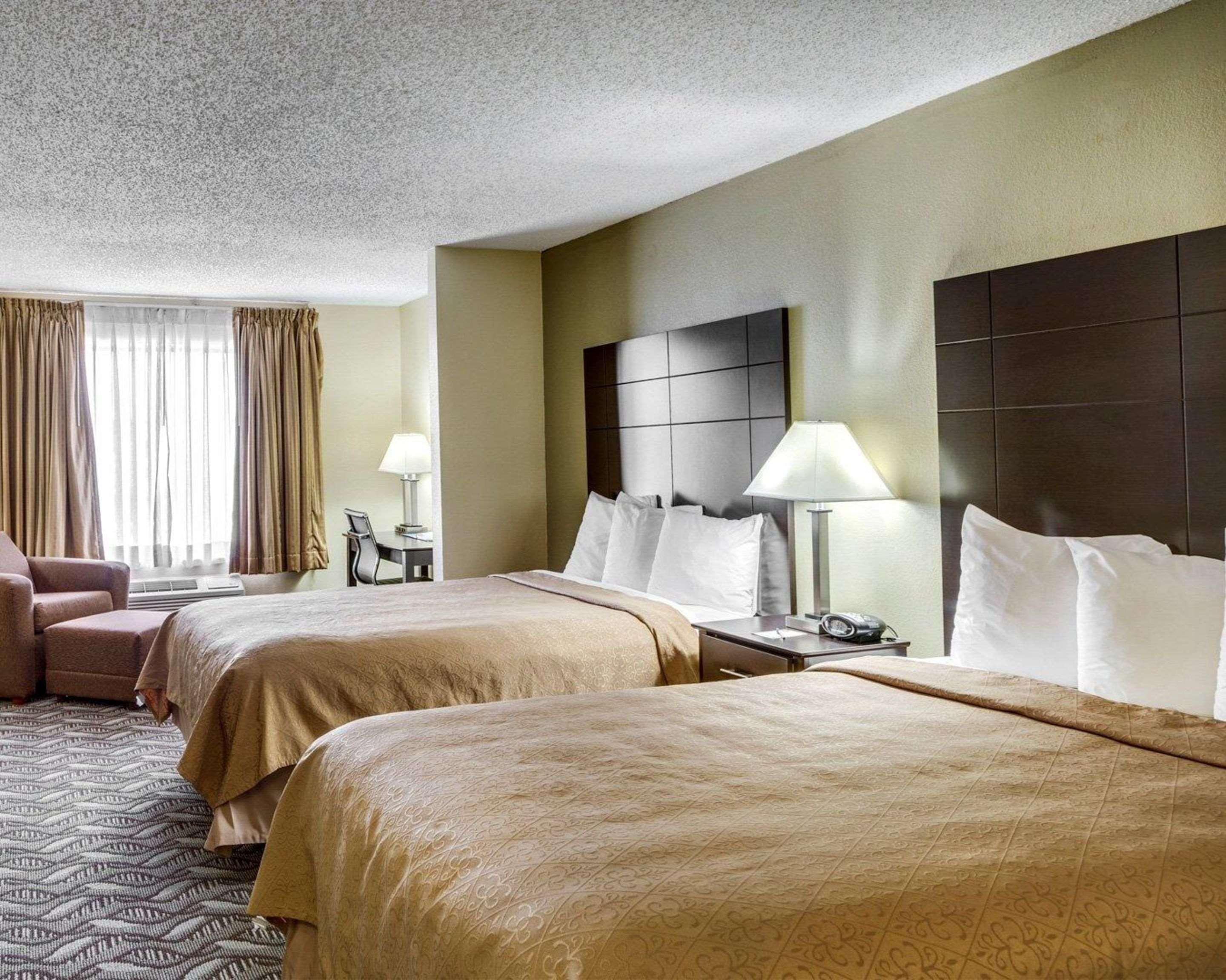 Quality Suites Baton Rouge East - Denham Springs Eksteriør billede