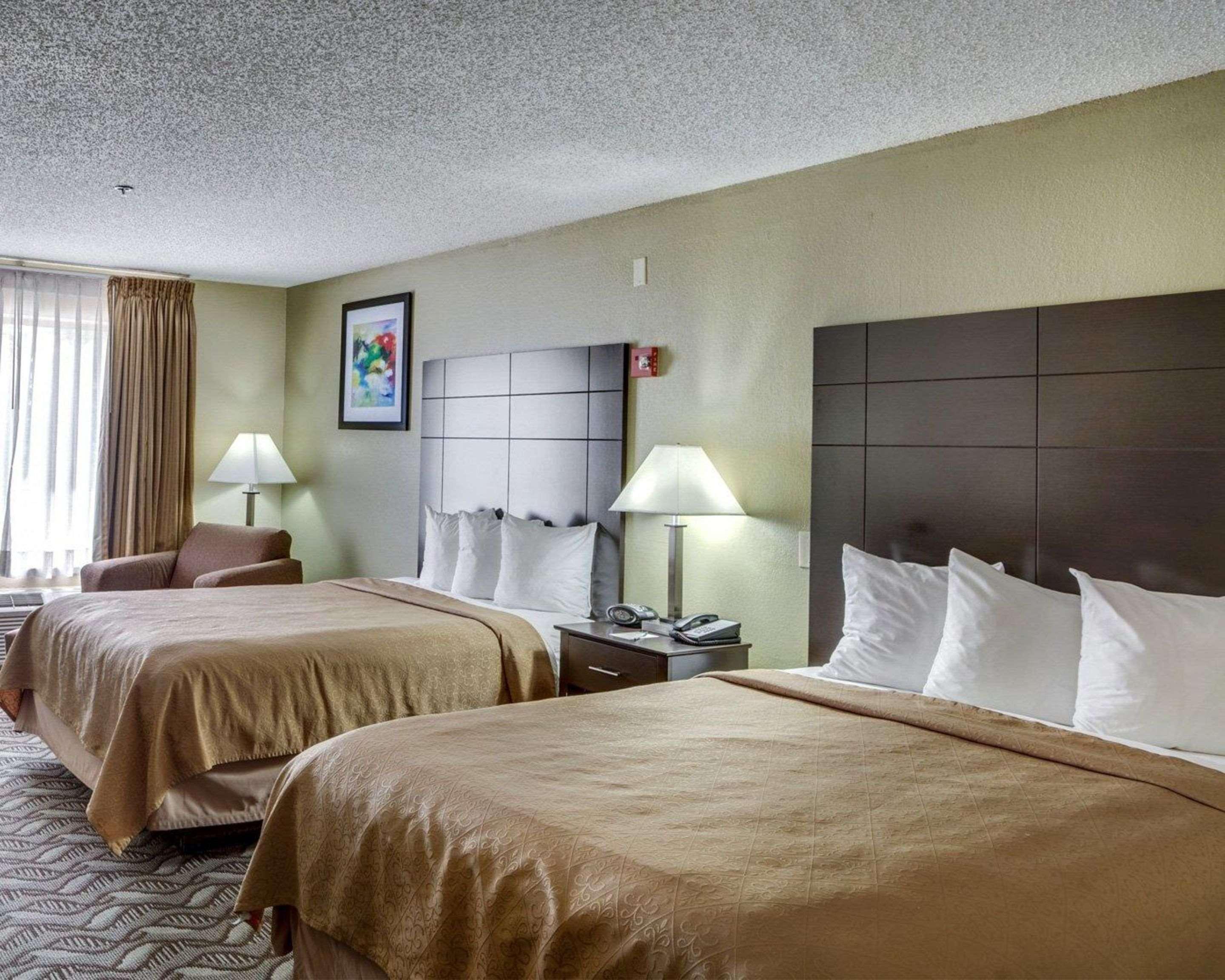 Quality Suites Baton Rouge East - Denham Springs Eksteriør billede