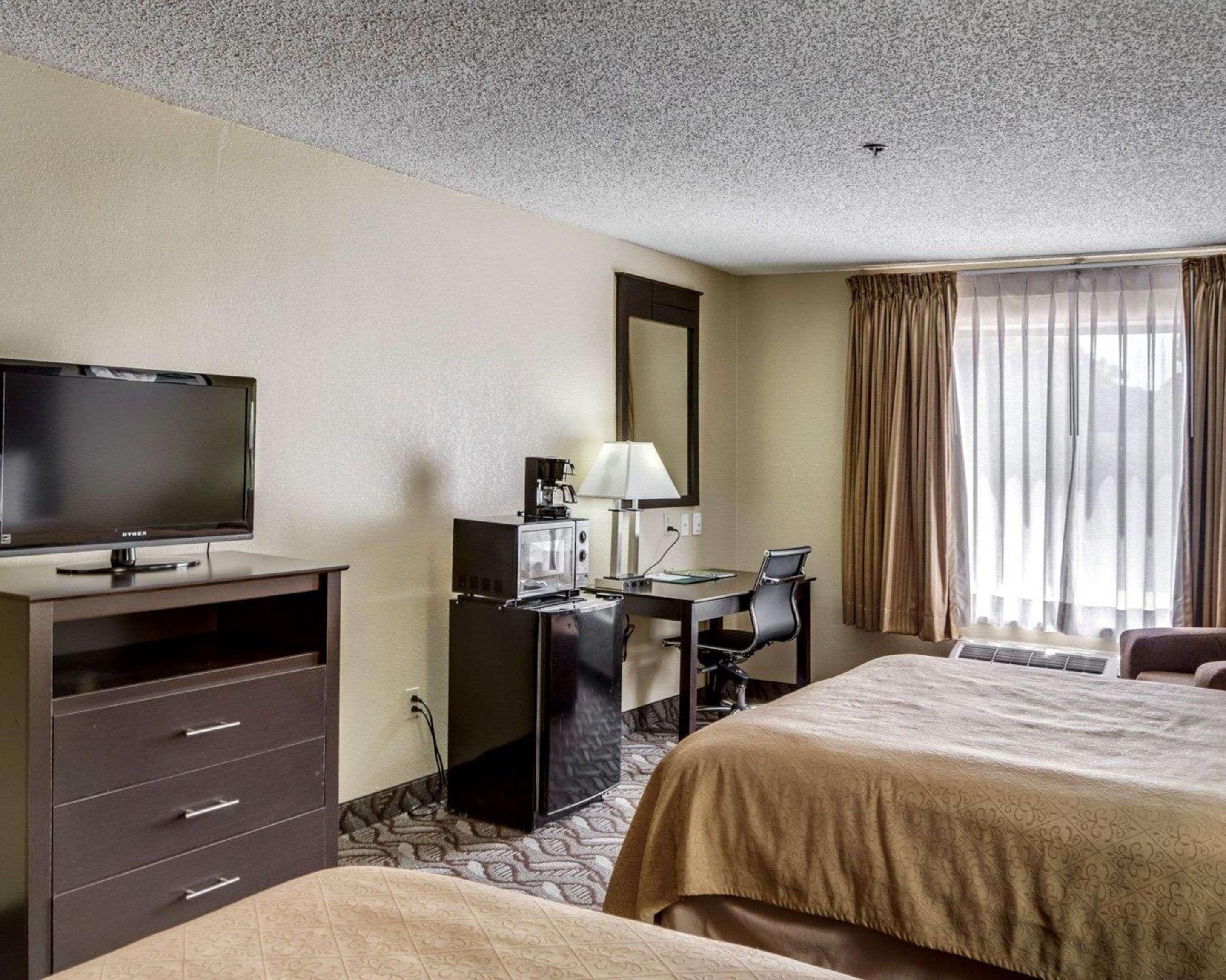 Quality Suites Baton Rouge East - Denham Springs Eksteriør billede