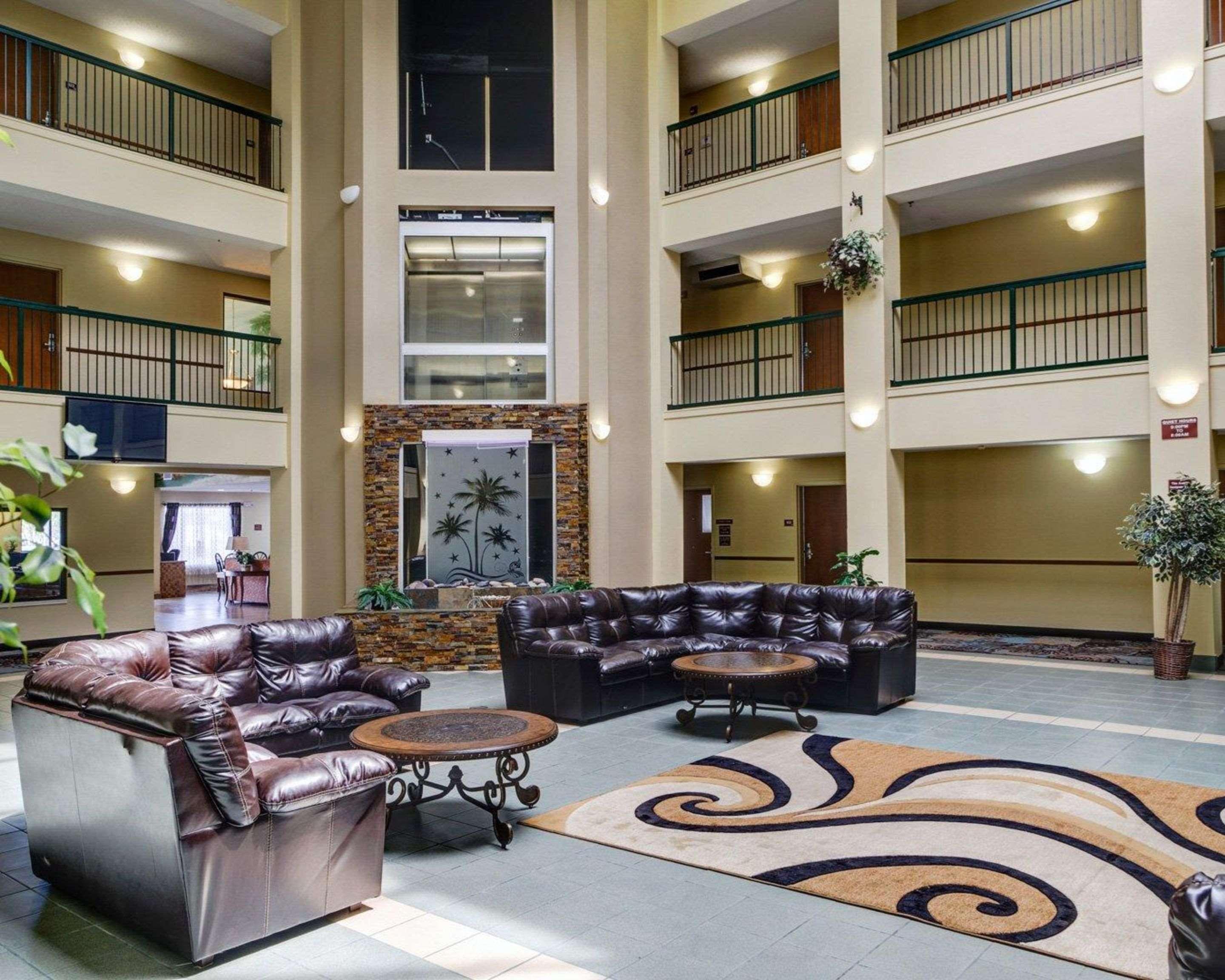 Quality Suites Baton Rouge East - Denham Springs Eksteriør billede