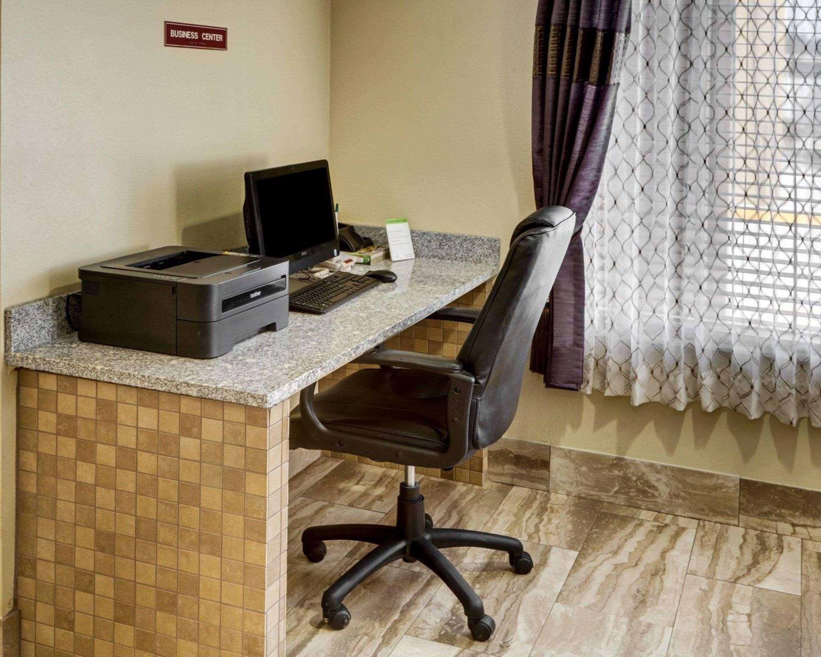 Quality Suites Baton Rouge East - Denham Springs Eksteriør billede
