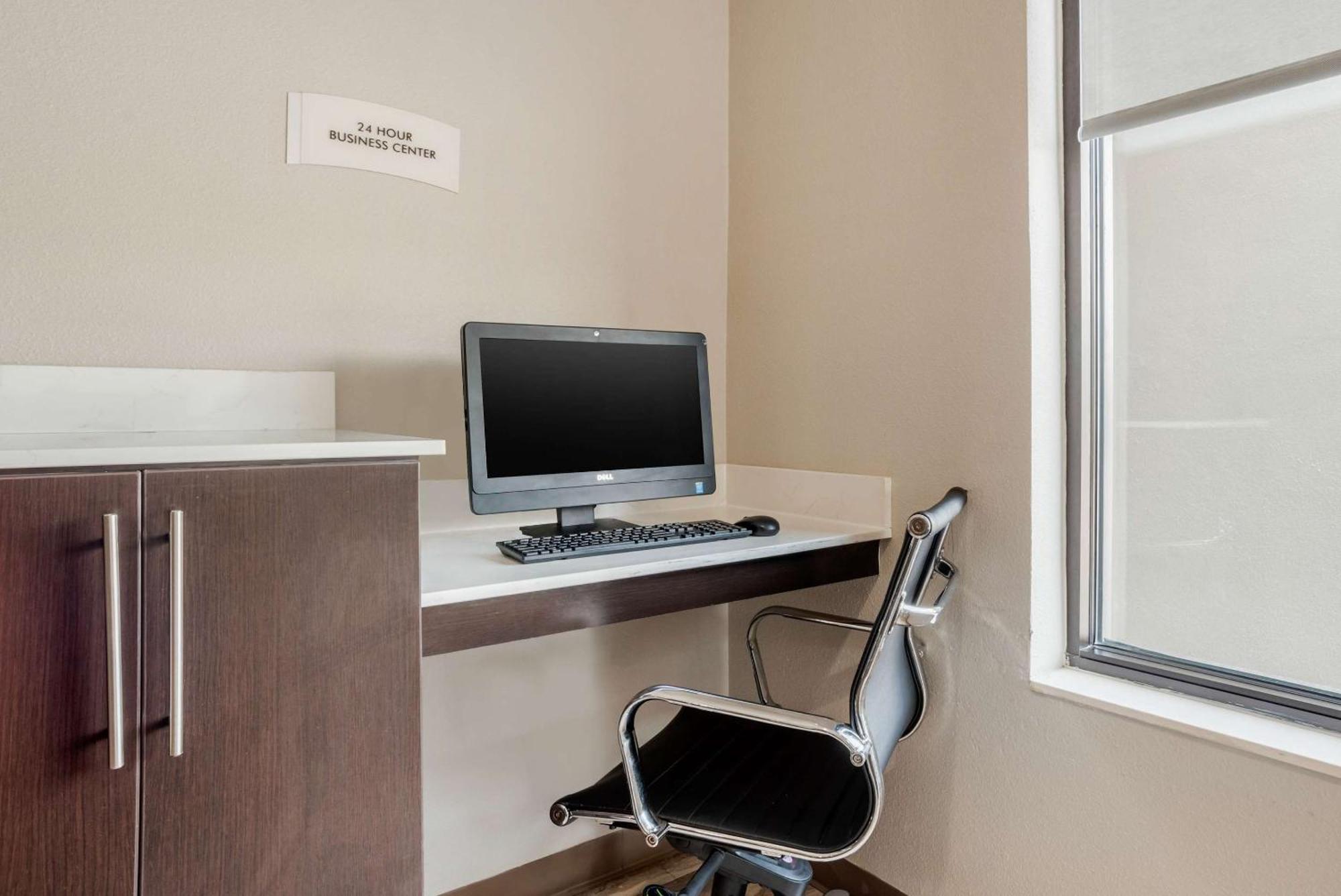 Quality Suites Baton Rouge East - Denham Springs Eksteriør billede